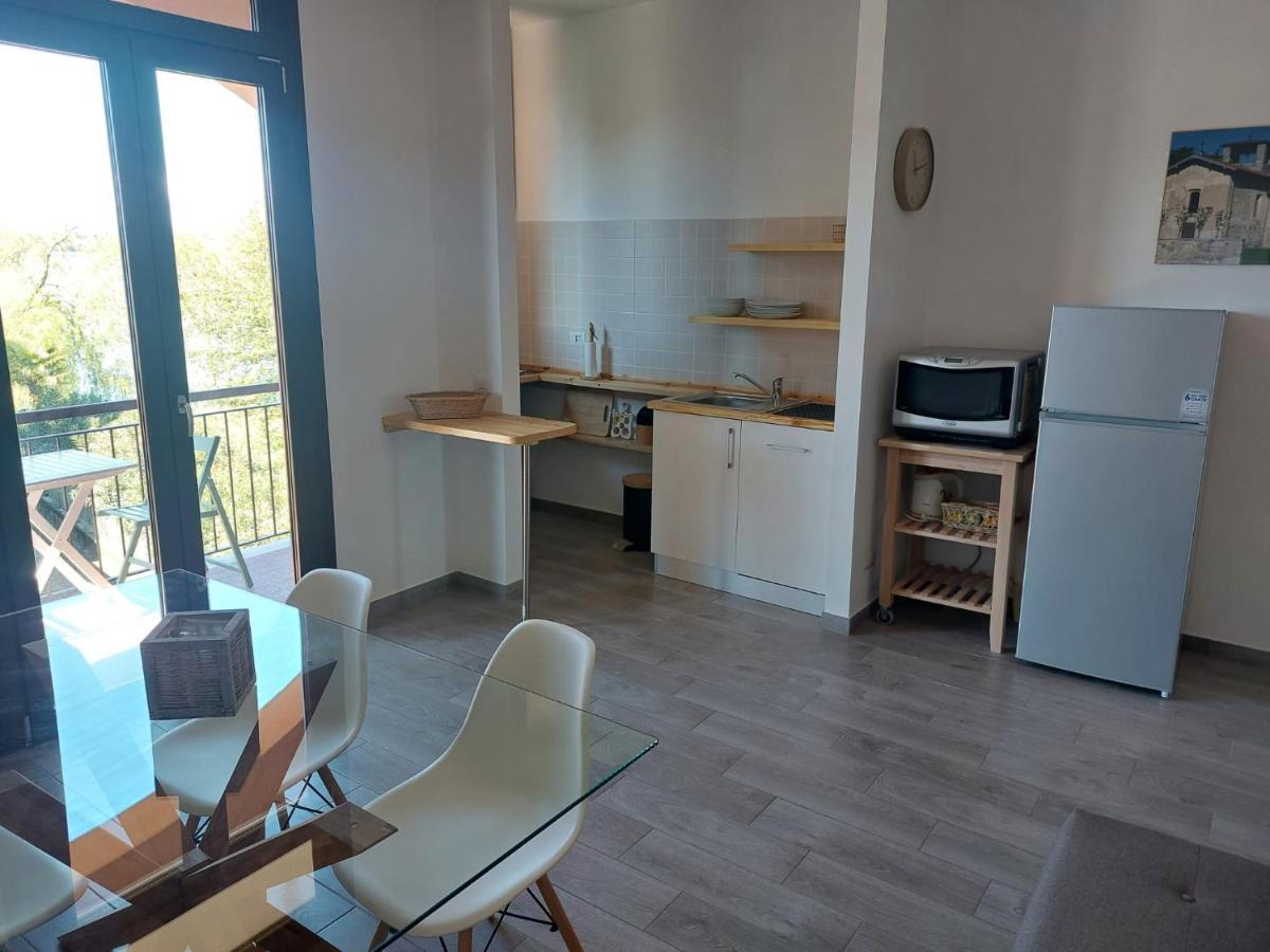 Appartamento Miralago Con Giardino Sul Lago Gavirate Exteriör bild