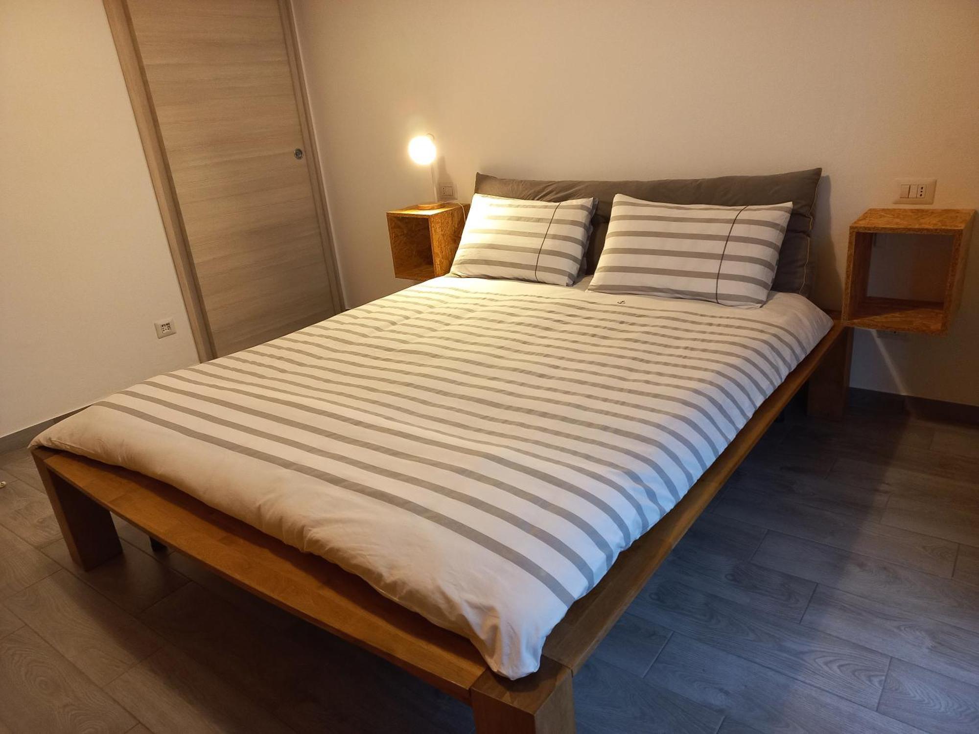 Appartamento Miralago Con Giardino Sul Lago Gavirate Exteriör bild